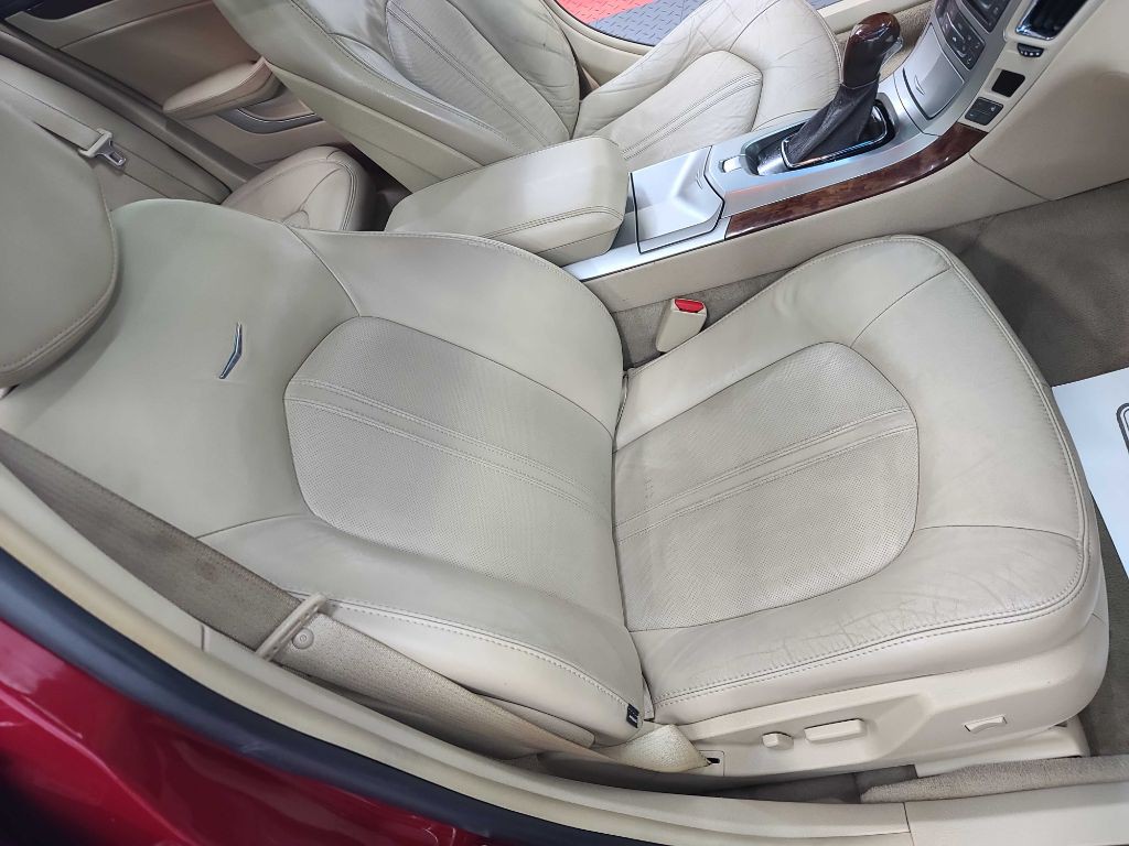 2010 Cadillac CTS Image 18