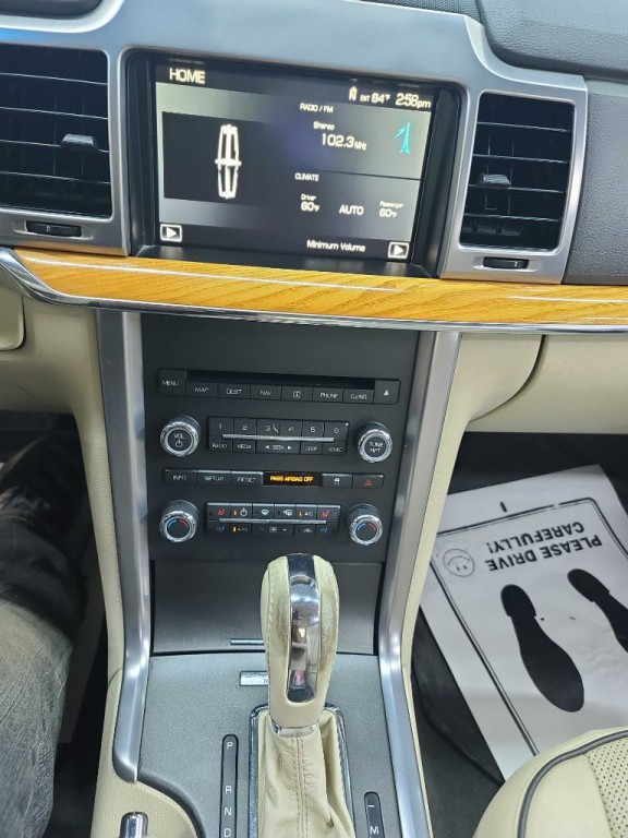 2010 Lincoln MKZ Image 6