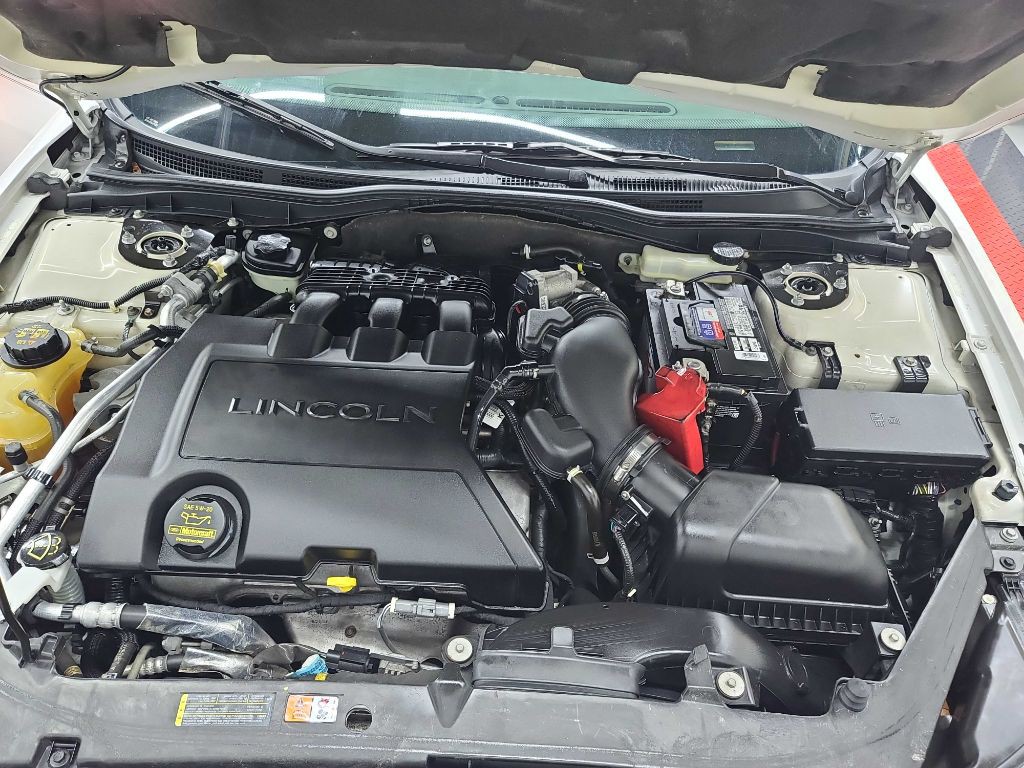 2010 Lincoln MKZ Image 16