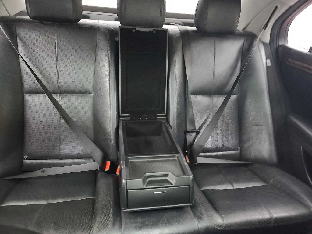 2008 Mercedes-Benz S-Class Image 8