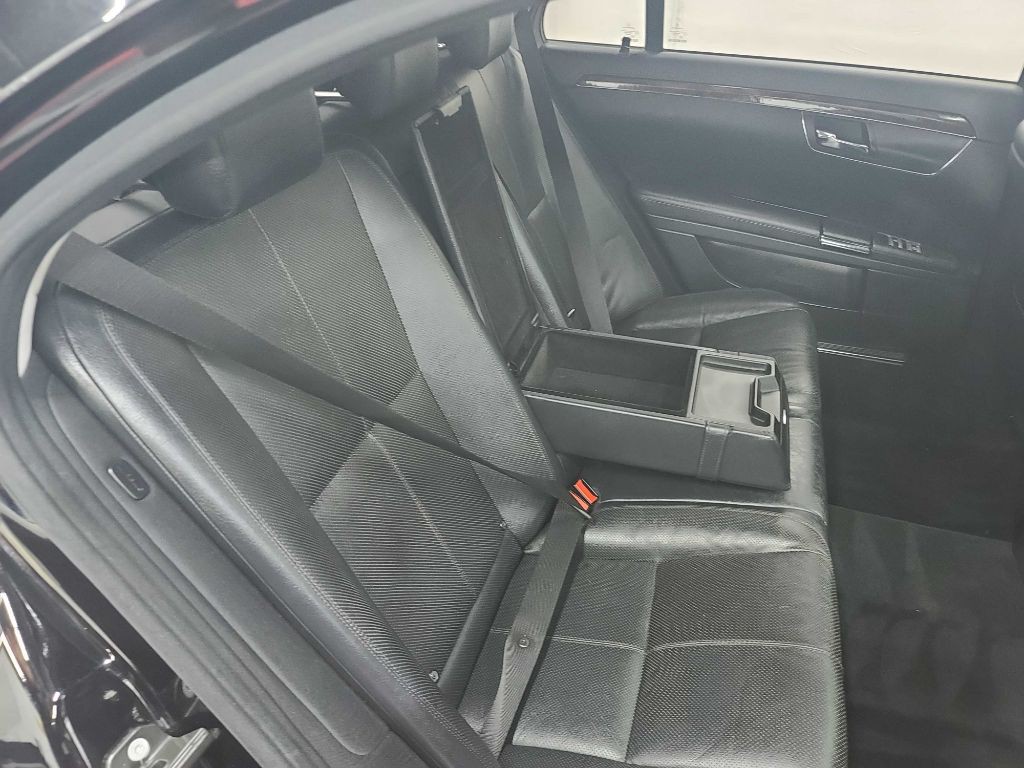 2008 Mercedes-Benz S-Class Image 9