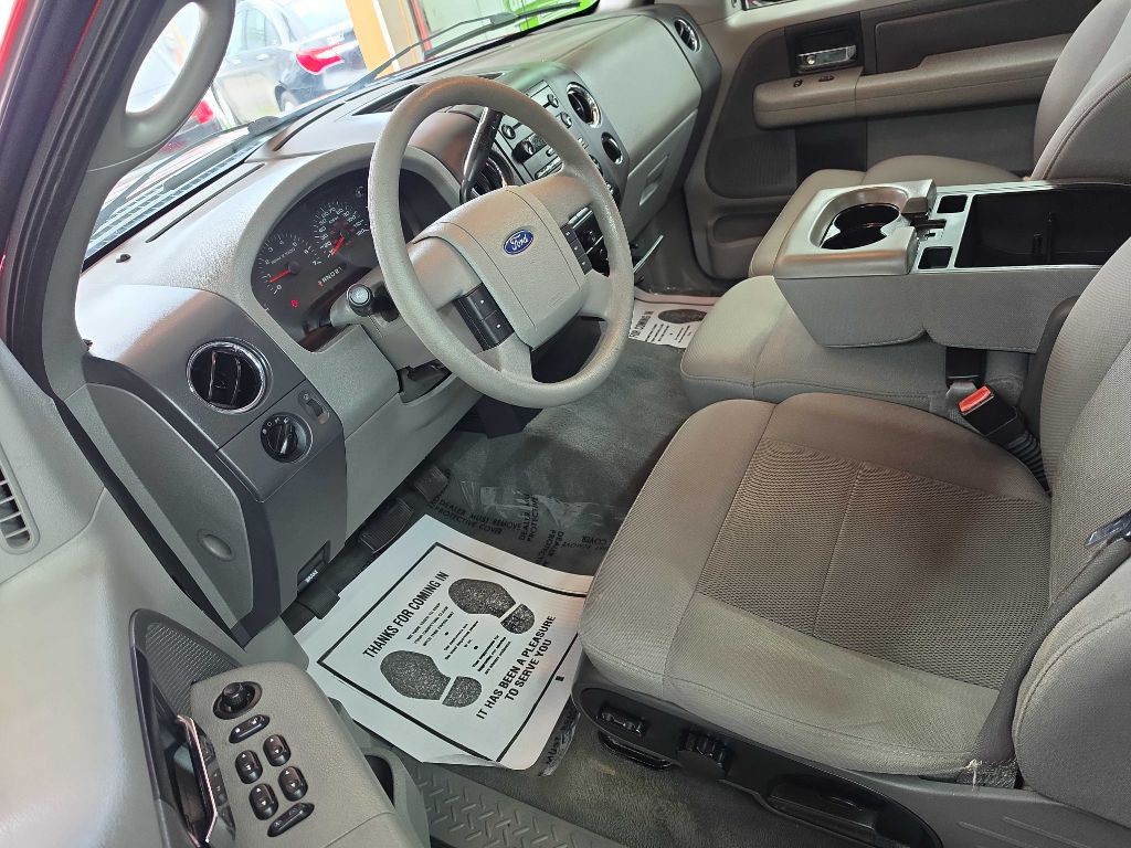2004 Ford F-150 Image 6