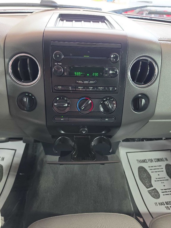 2004 Ford F-150 Image 16