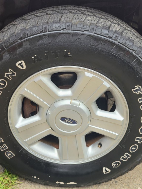 2004 Ford F-150 Image 24