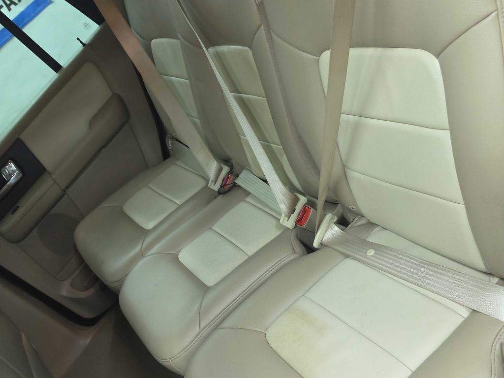 2006 Ford Expedition Image 13