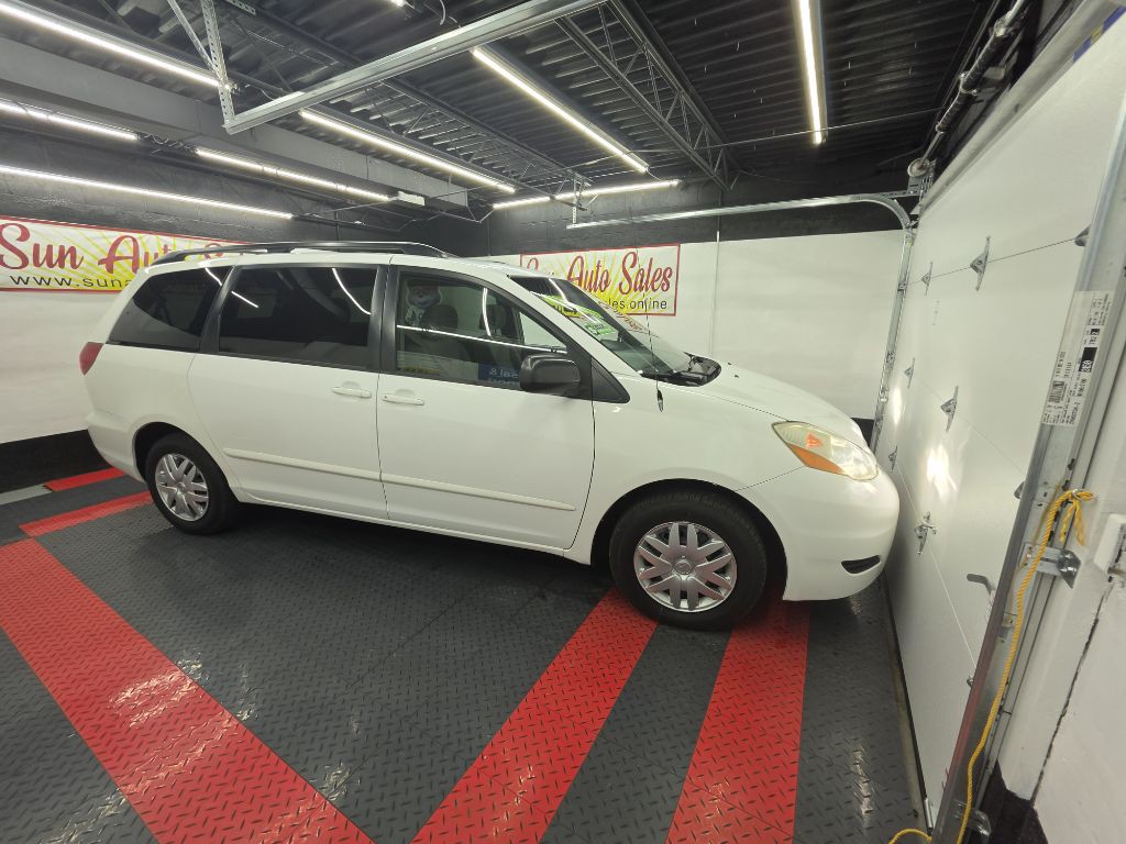 2006 Toyota Sienna Image 3