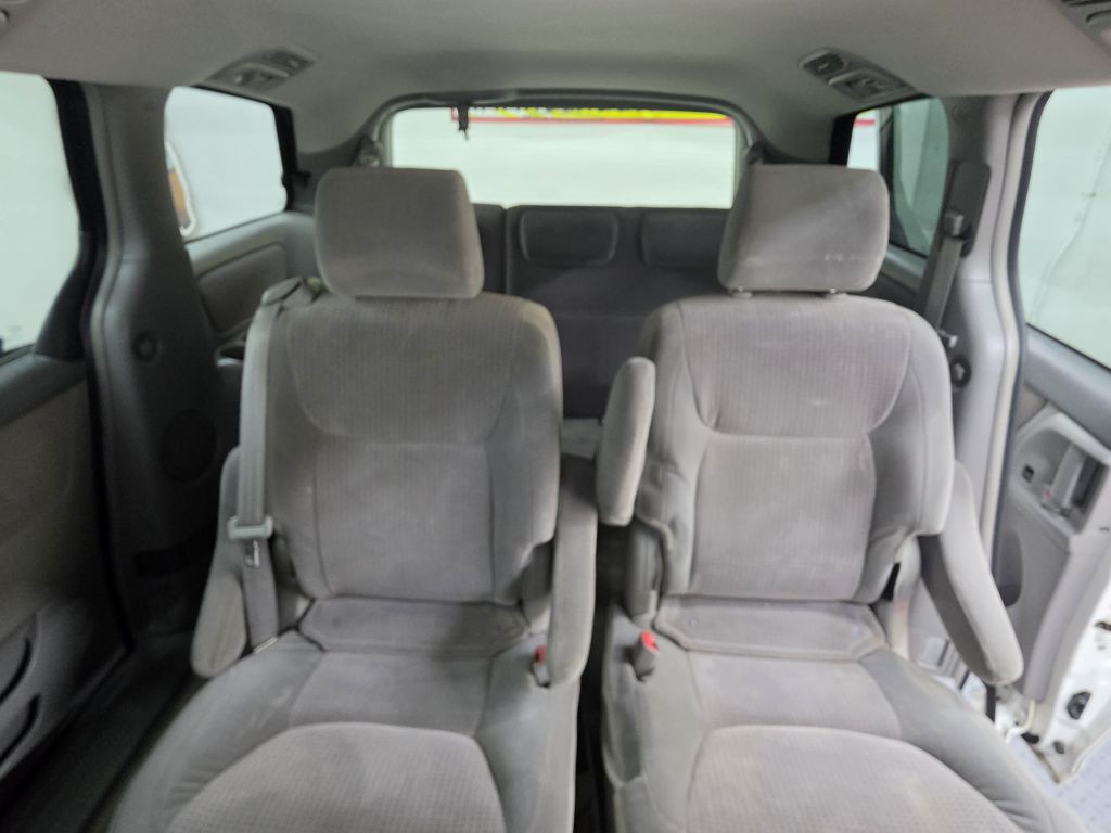 2006 Toyota Sienna Image 7