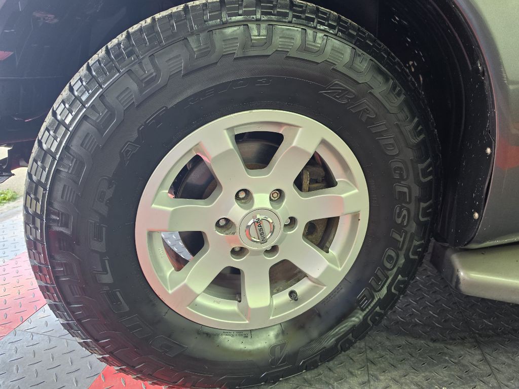 2004 Nissan Armada Image 21