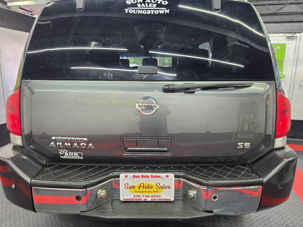 2004 Nissan Armada Image 25