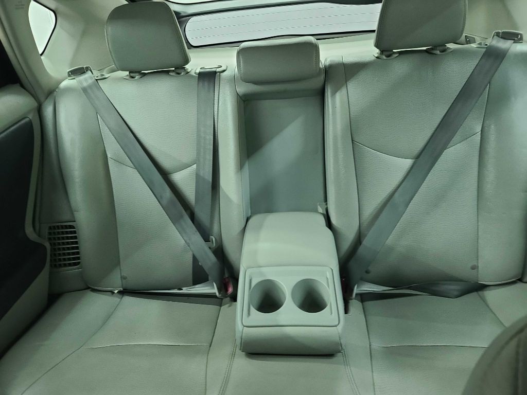 2010 Toyota Prius Image 16