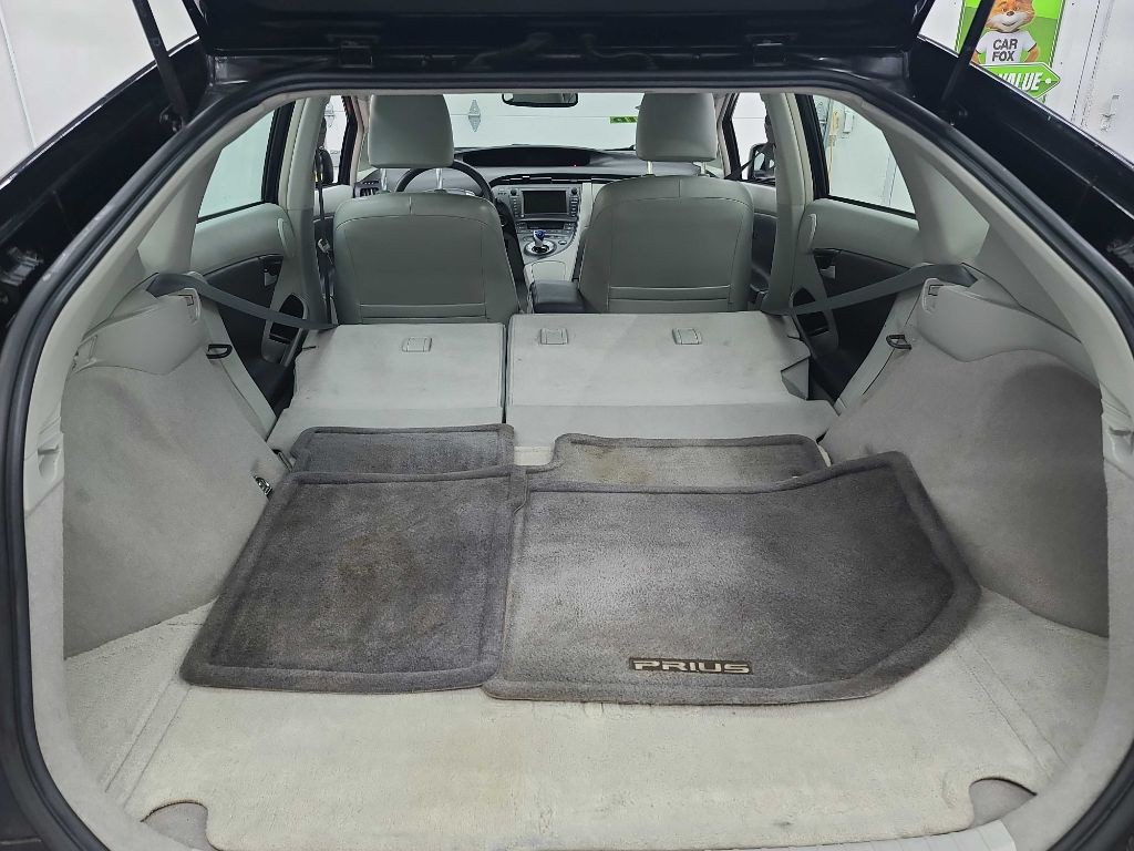 2010 Toyota Prius Image 17