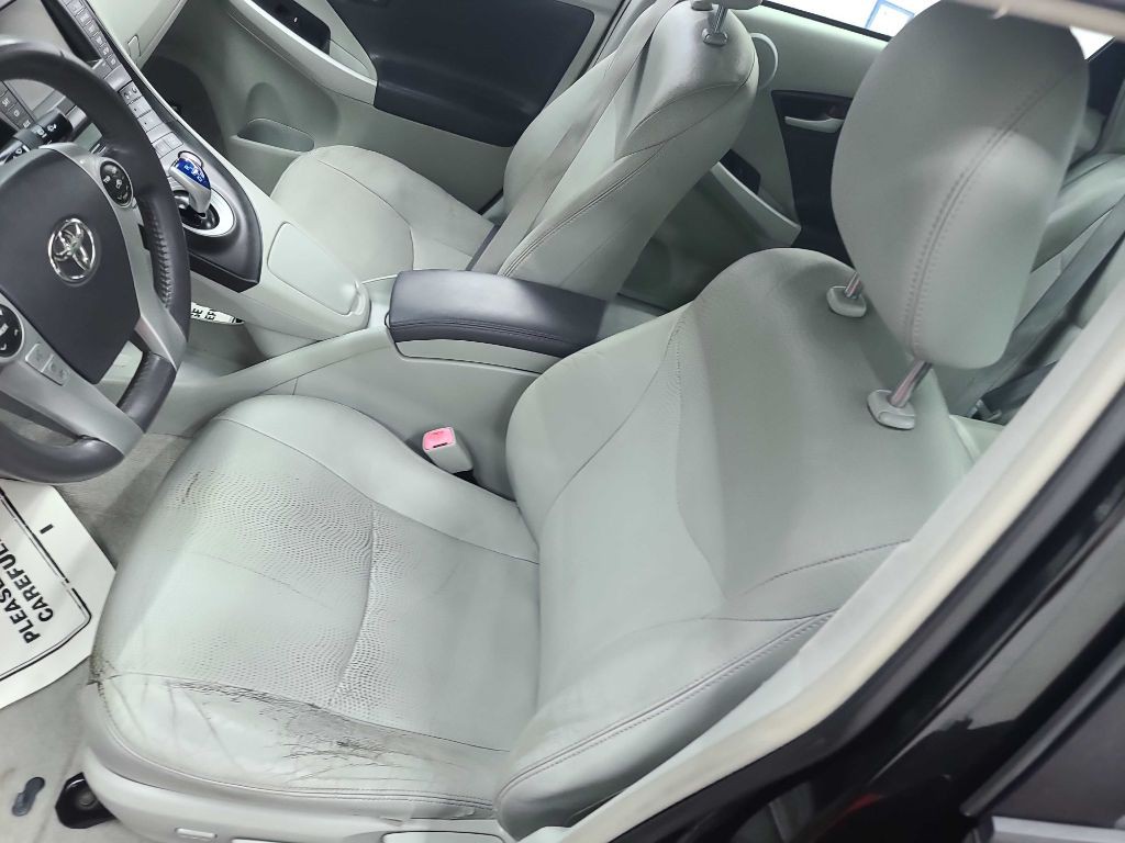 2010 Toyota Prius Image 18