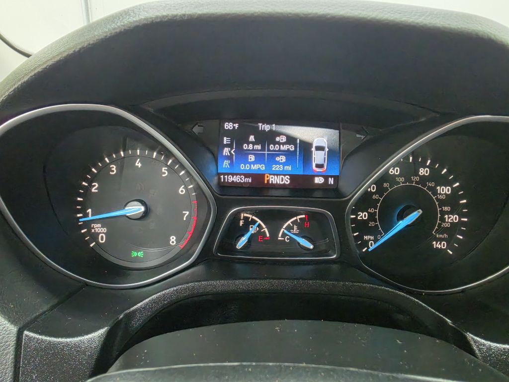 2017 Ford Focus Image 5