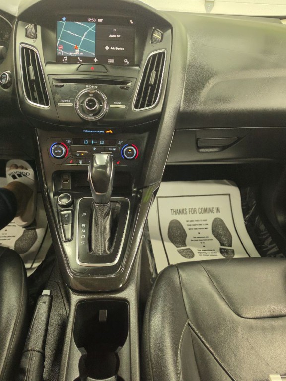 2017 Ford Focus Image 15