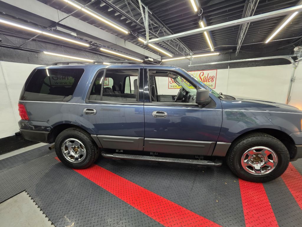 2005 Ford Expedition Image 28