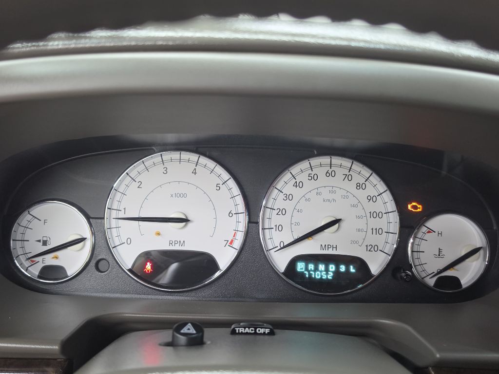 2004 Chrysler Sebring Image 13