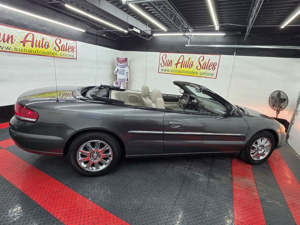 2004 Chrysler Sebring Image 23