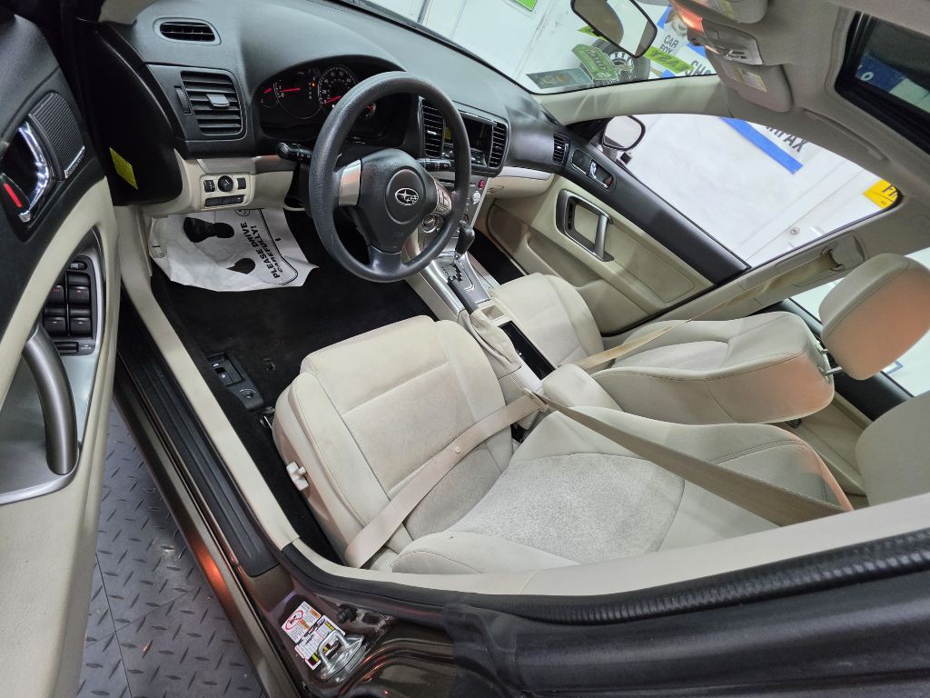 2009 Subaru Legacy Image 5