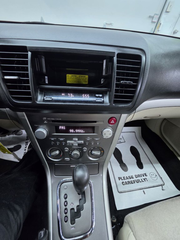 2009 Subaru Legacy Image 6