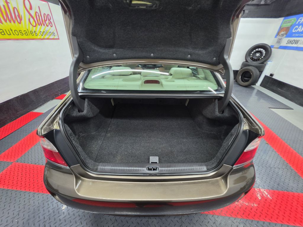 2009 Subaru Legacy Image 17