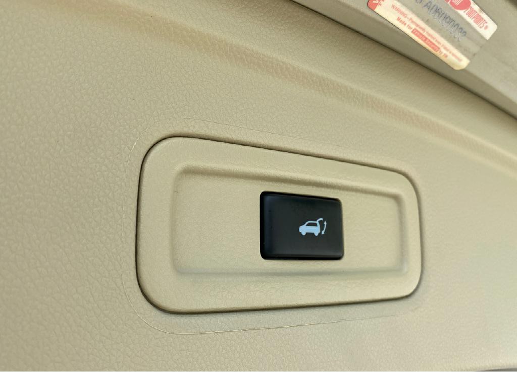 2015 INFINITI QX70 Image 15