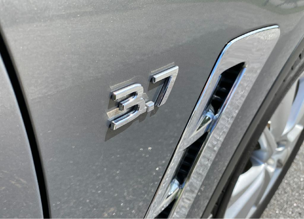 2015 INFINITI QX70 Image 33