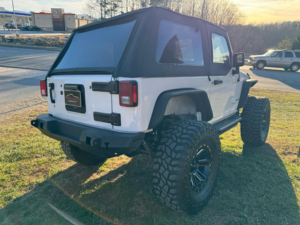 2017 Jeep Wrangler Image 4