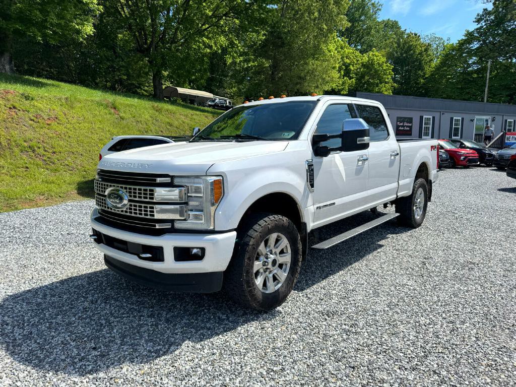 2017 Ford F-250 Image 2