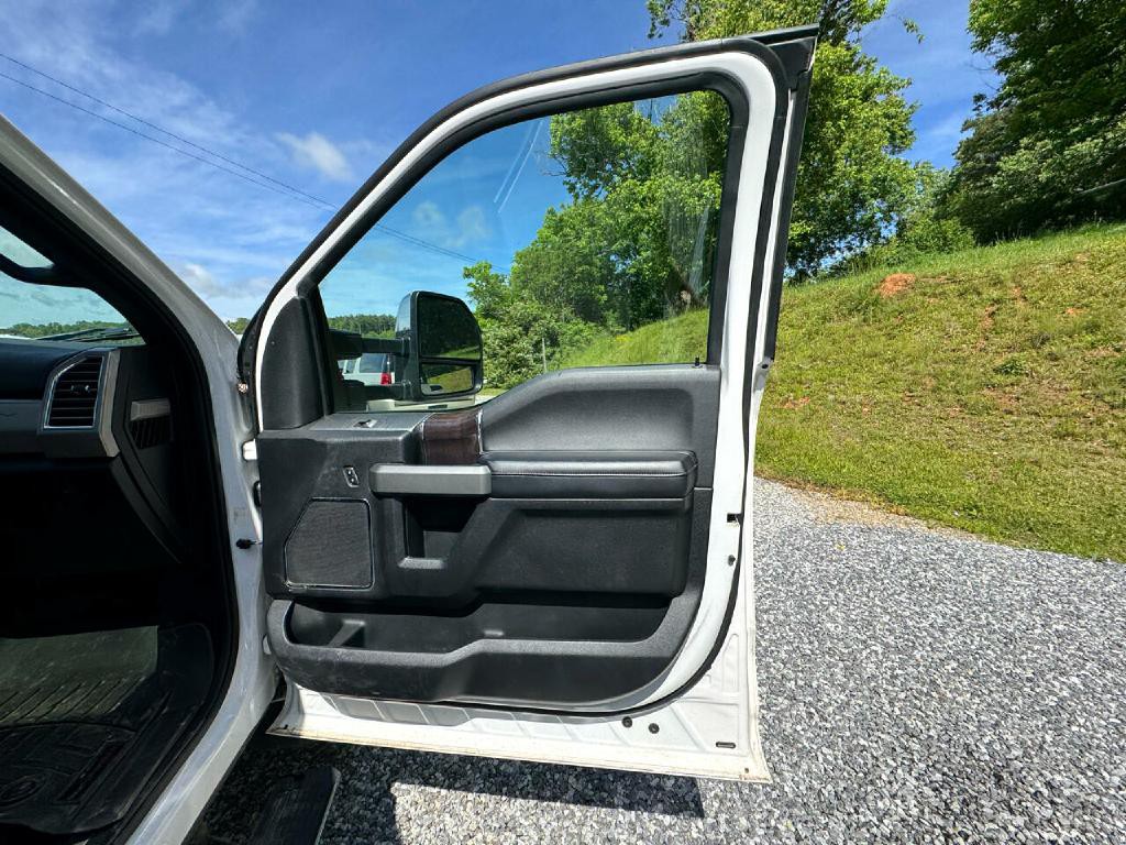 2017 Ford F-250 Image 11