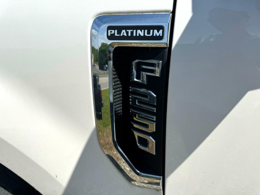 2017 Ford F-250 Image 24