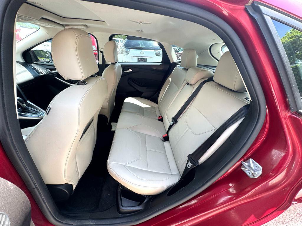 2017 Ford Focus Image 9
