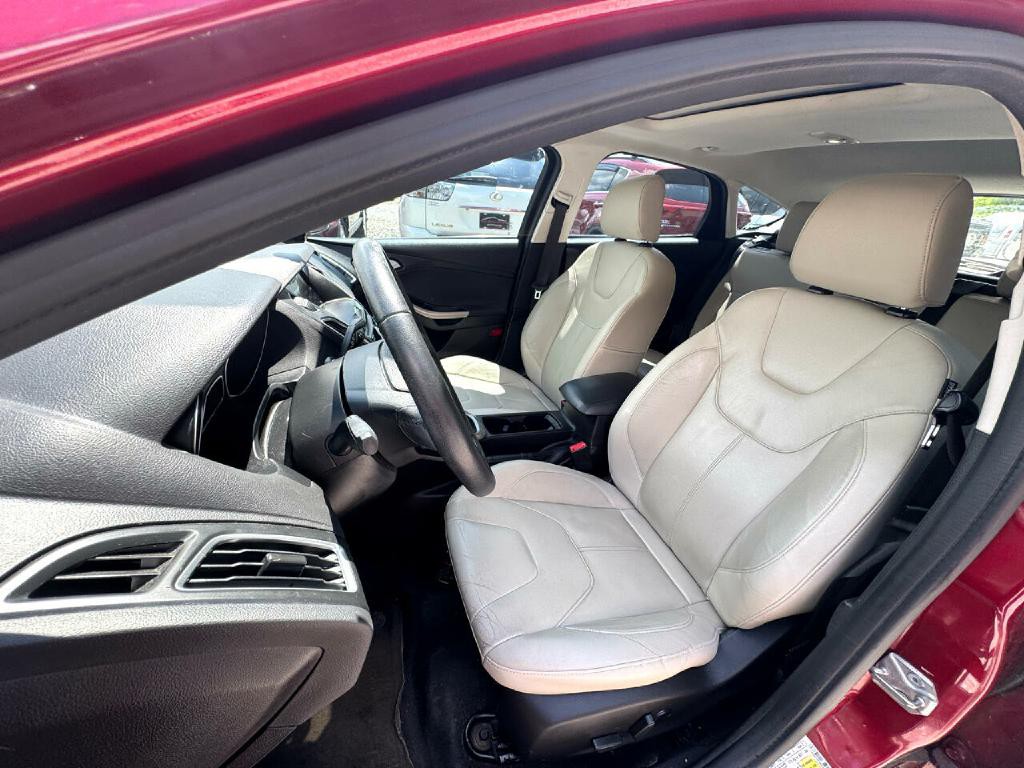 2017 Ford Focus Image 21