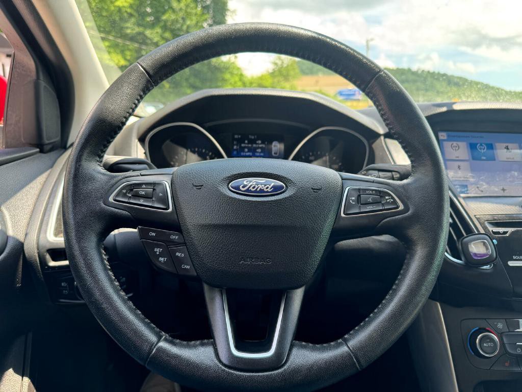 2017 Ford Focus Image 23