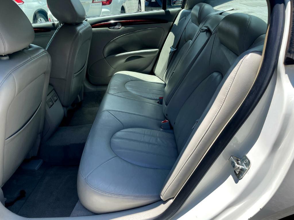 2010 Buick Lucerne Image 19