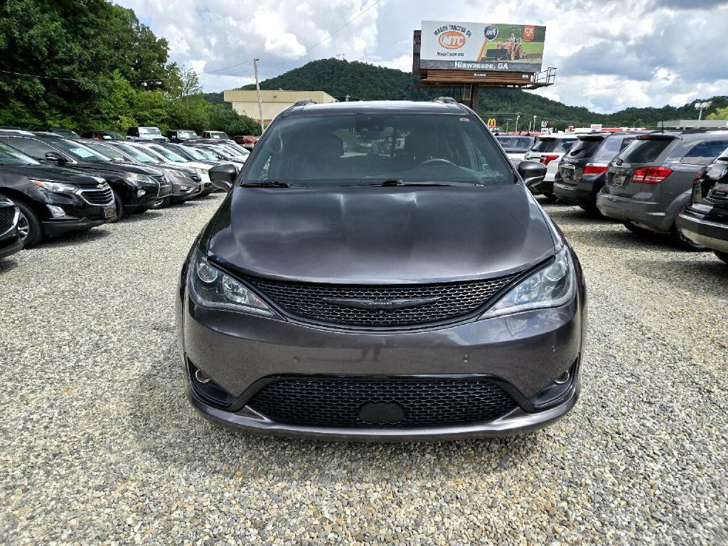 2020 Chrysler Pacifica Image 2