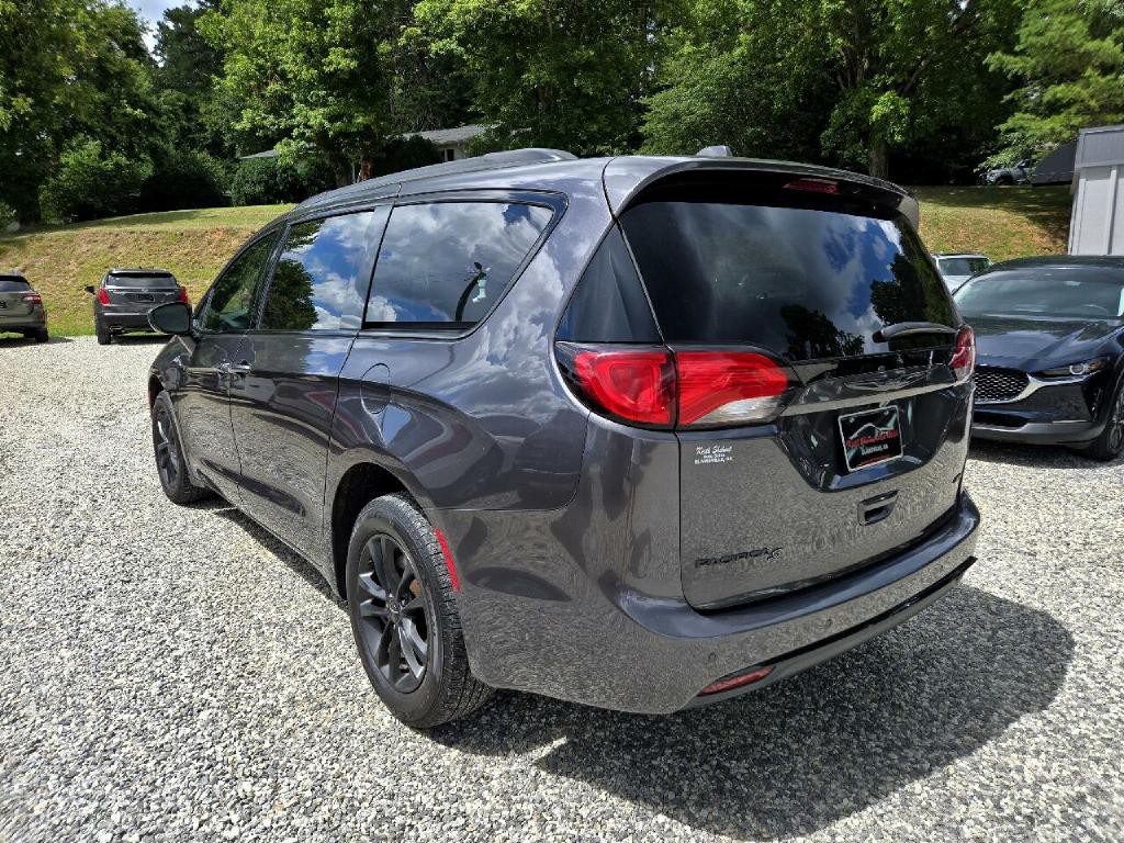 2020 Chrysler Pacifica Image 5