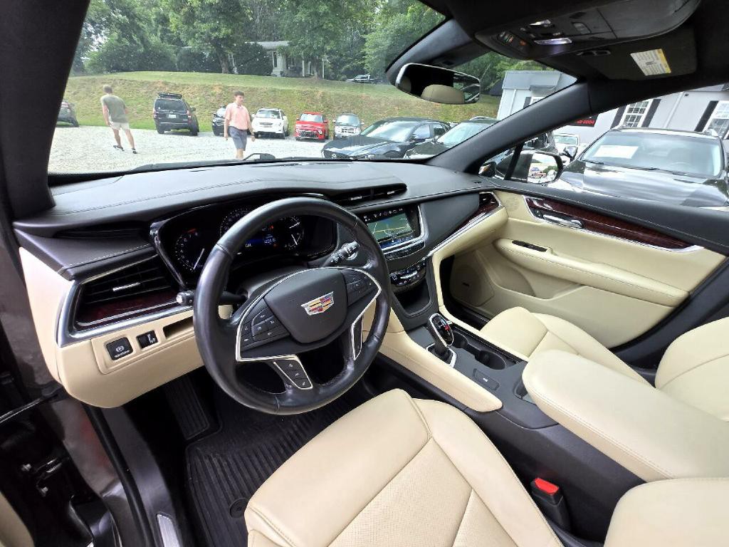 2019 Cadillac XT5 Image 9