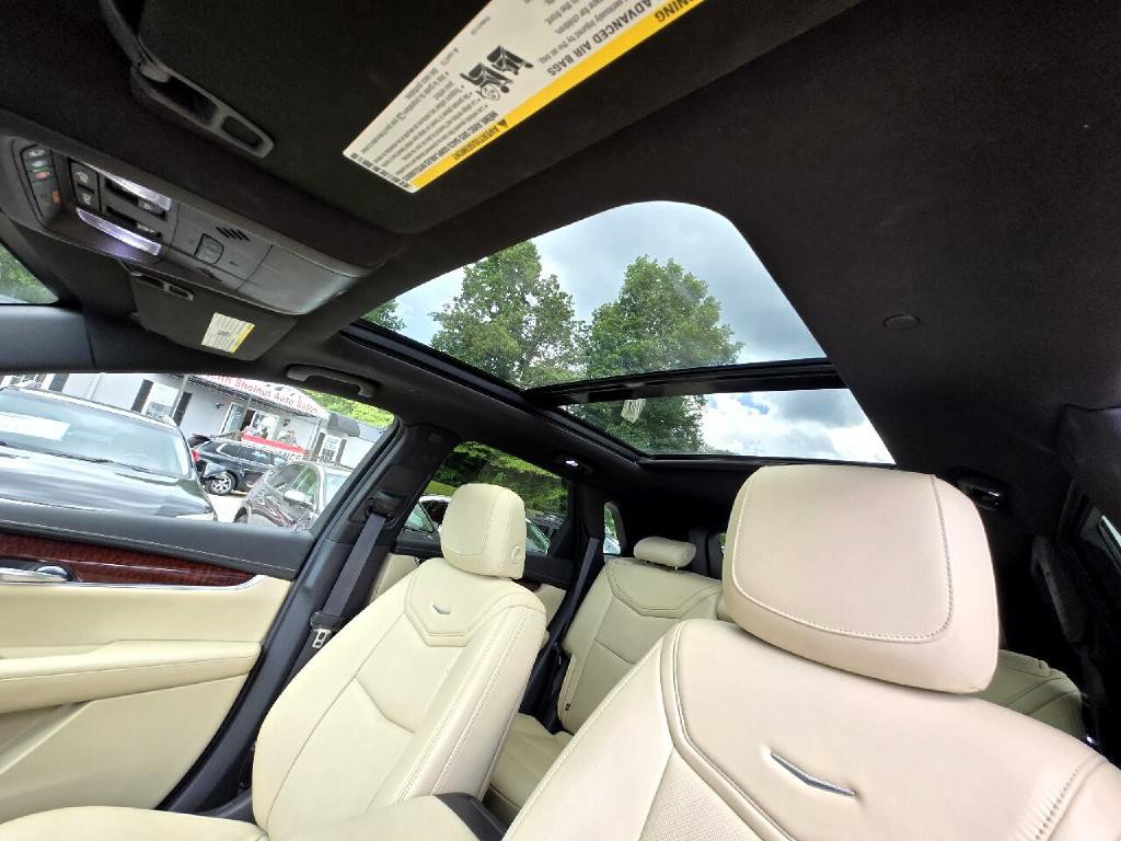 2019 Cadillac XT5 Image 10