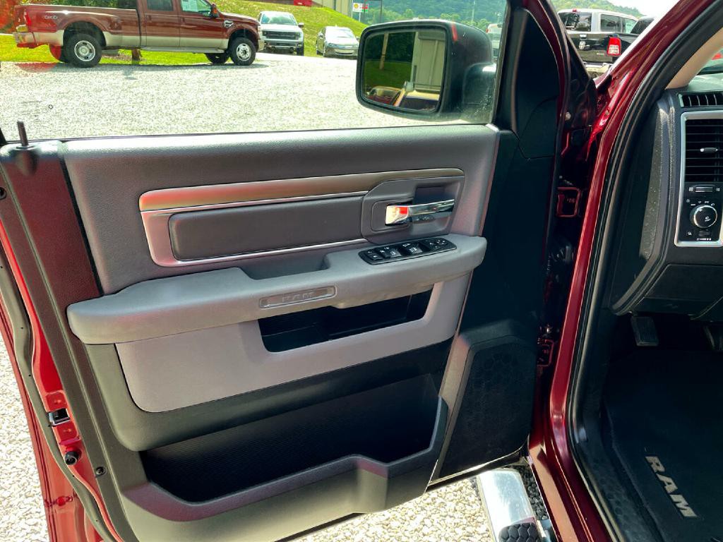 2016 RAM 1500 Image 19