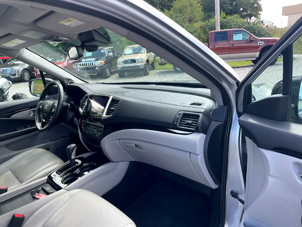 2018 Honda Ridgeline Image 10