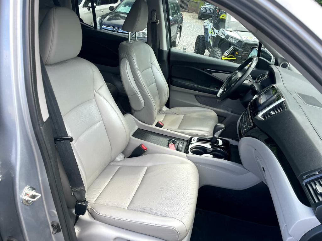 2018 Honda Ridgeline Image 11