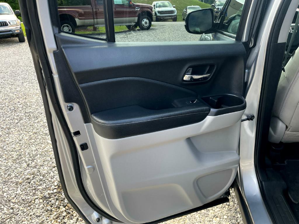 2018 Honda Ridgeline Image 16