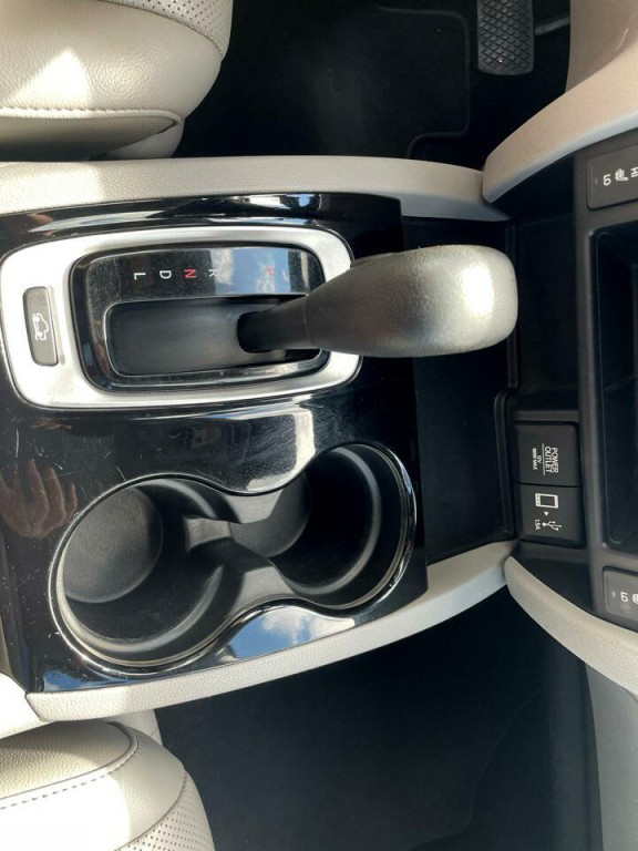 2018 Honda Ridgeline Image 21