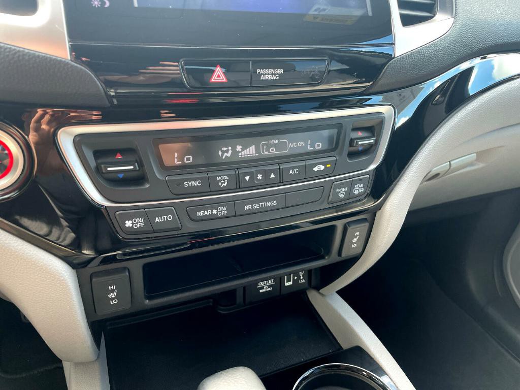 2018 Honda Ridgeline Image 22