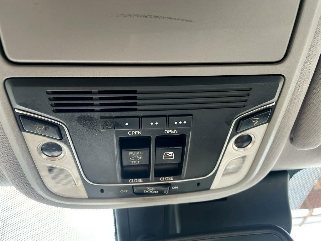 2018 Honda Ridgeline Image 31