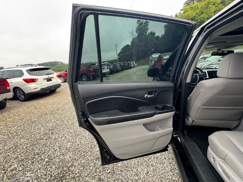 2017 Honda Pilot Image 12