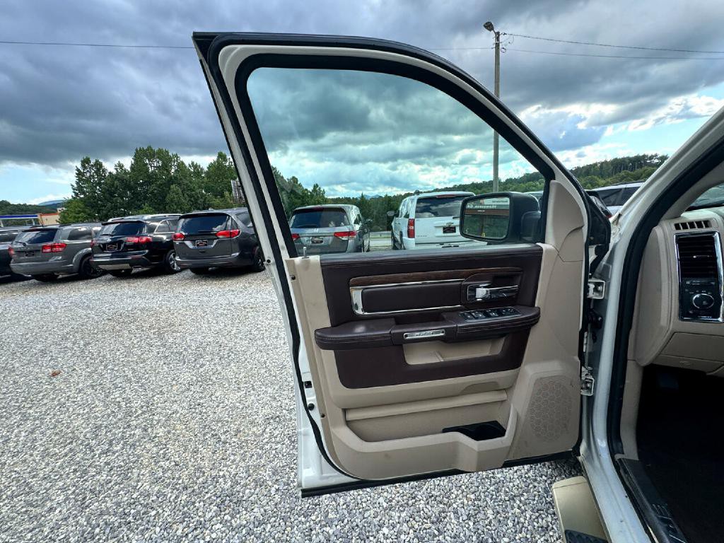 2017 RAM 1500 Image 17