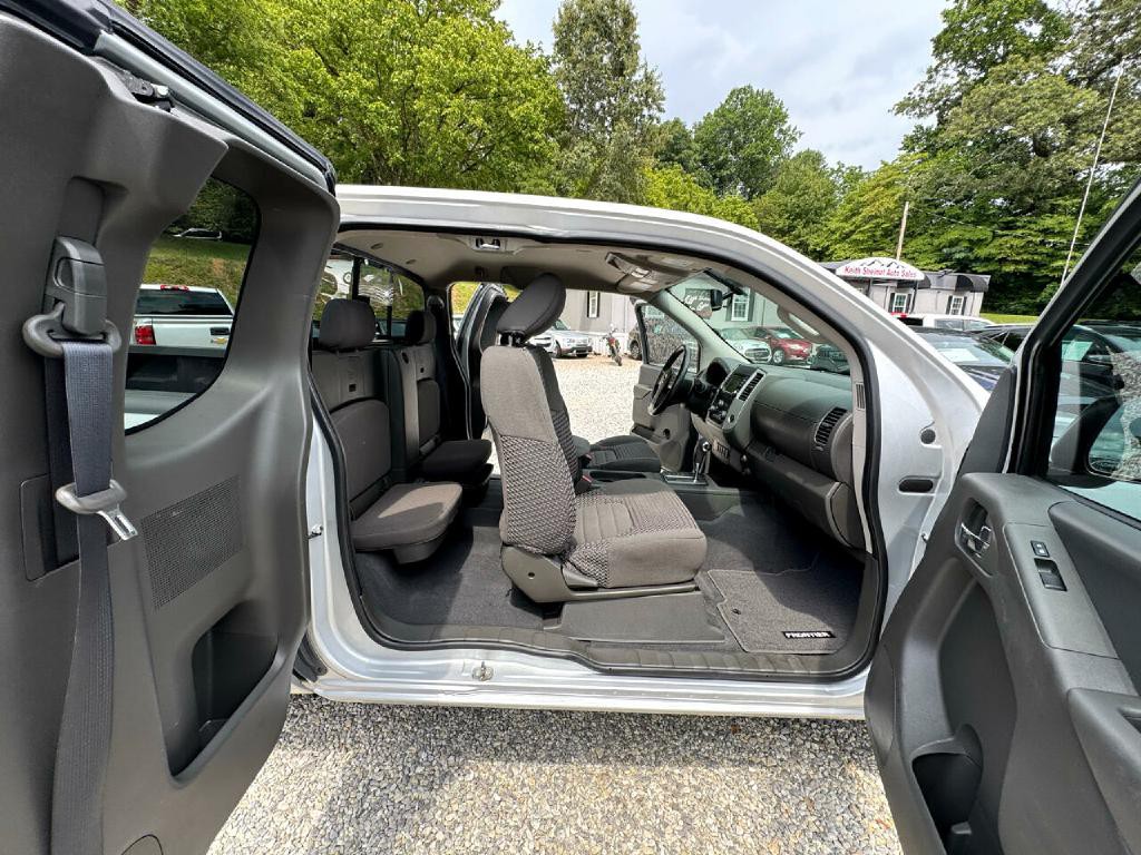 2018 Nissan Frontier Image 10
