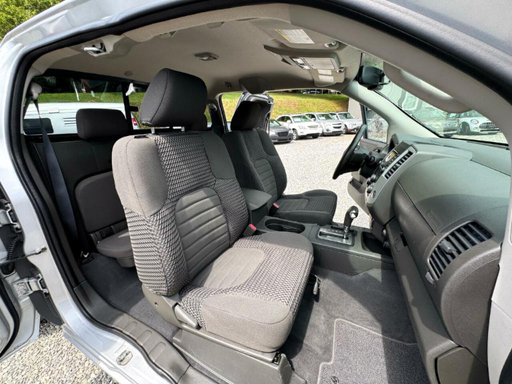 2018 Nissan Frontier Image 11