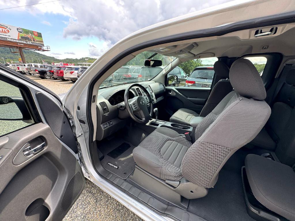 2018 Nissan Frontier Image 18